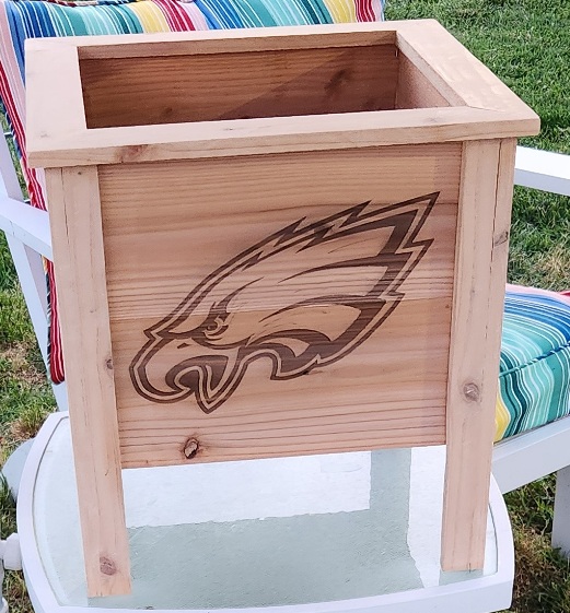 4 sided Philly Sports Teams Planter (Eagles side) - No Finish